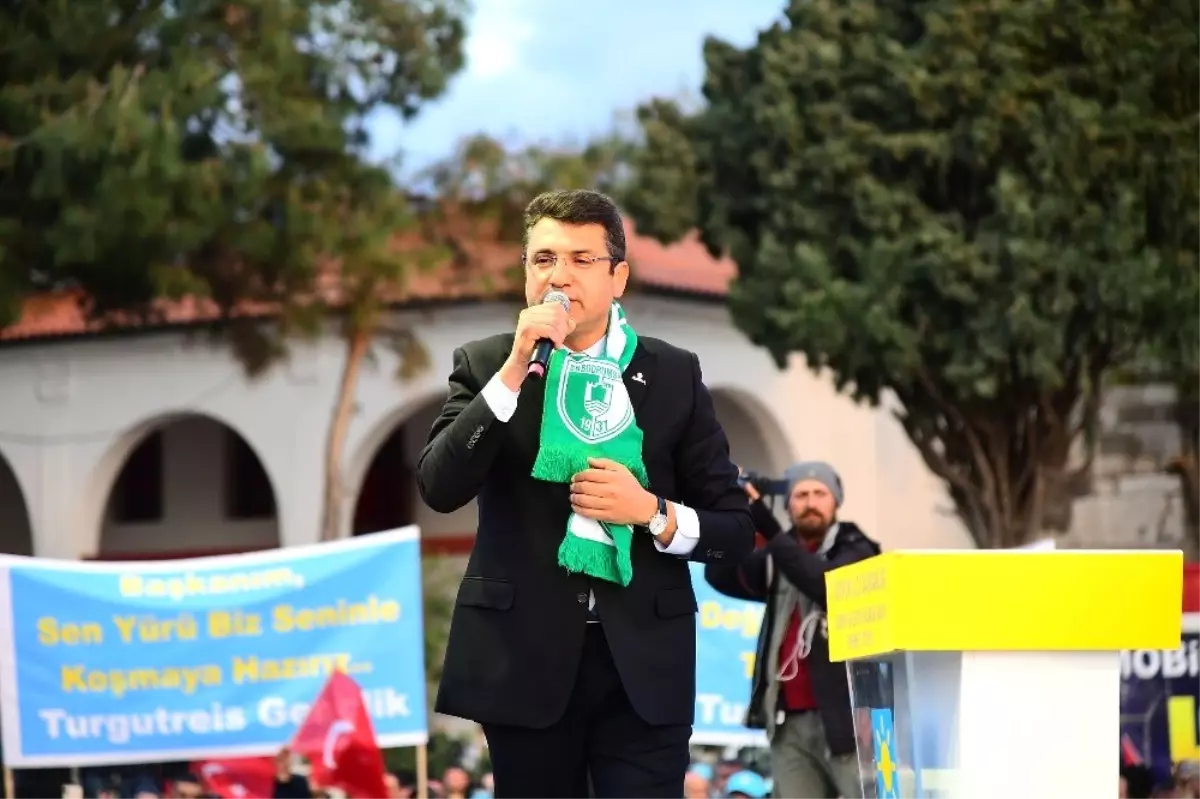 Mehmet Tosun, Bodrum Mitinginde Coşkuyla Karşılandı