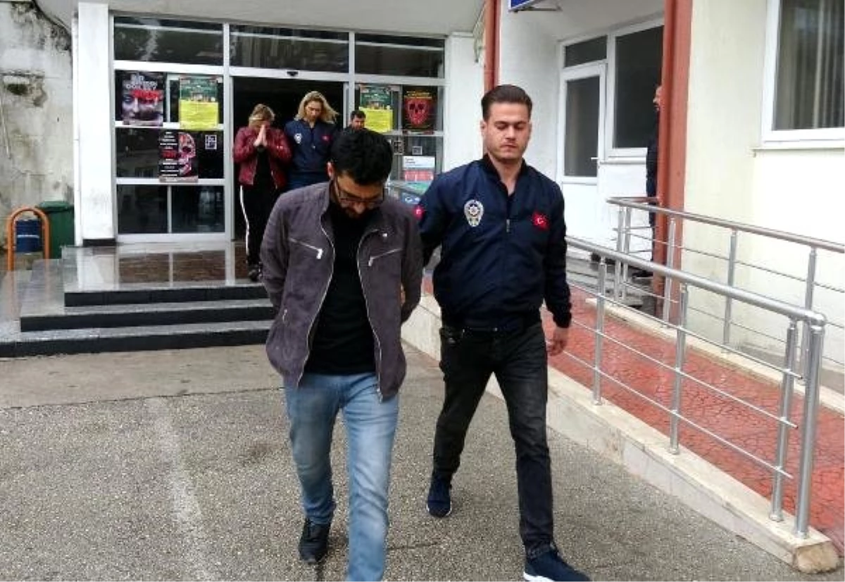 Mersin\'de İlişki Görüntüleriyle Şantaja 2 Tutuklama