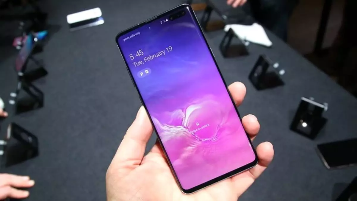 Samsung Galaxy S10 5g\'nin Kore Versiyonu Daha İnce ve Daha Kısa Olacak