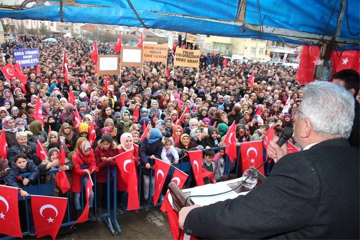 Taşçı\'dan Coşkulu Miting