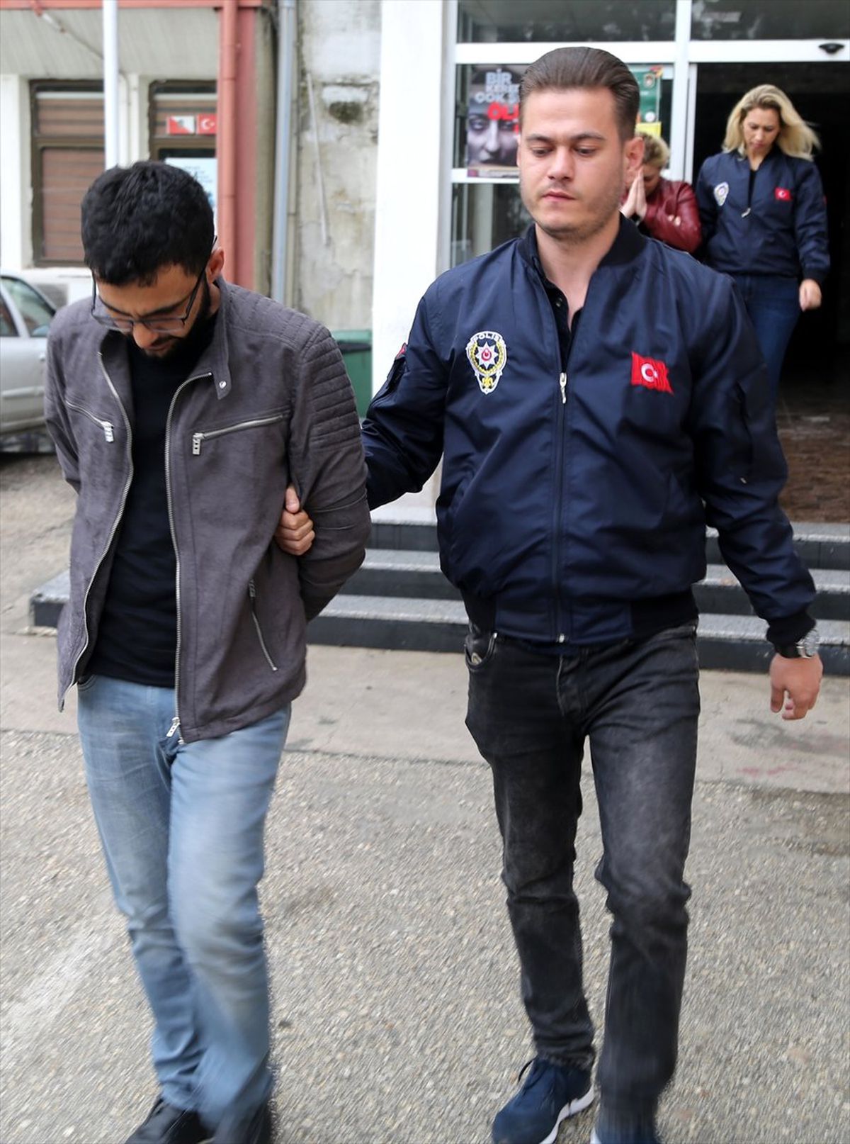 Uygunsuz Görüntülerle" Şantaj İddiası