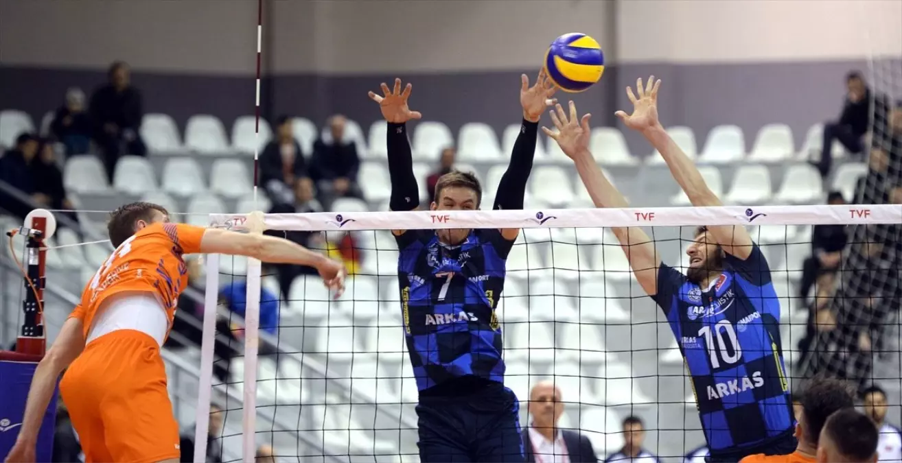 Voleybol: Efeler Ligi Play-off