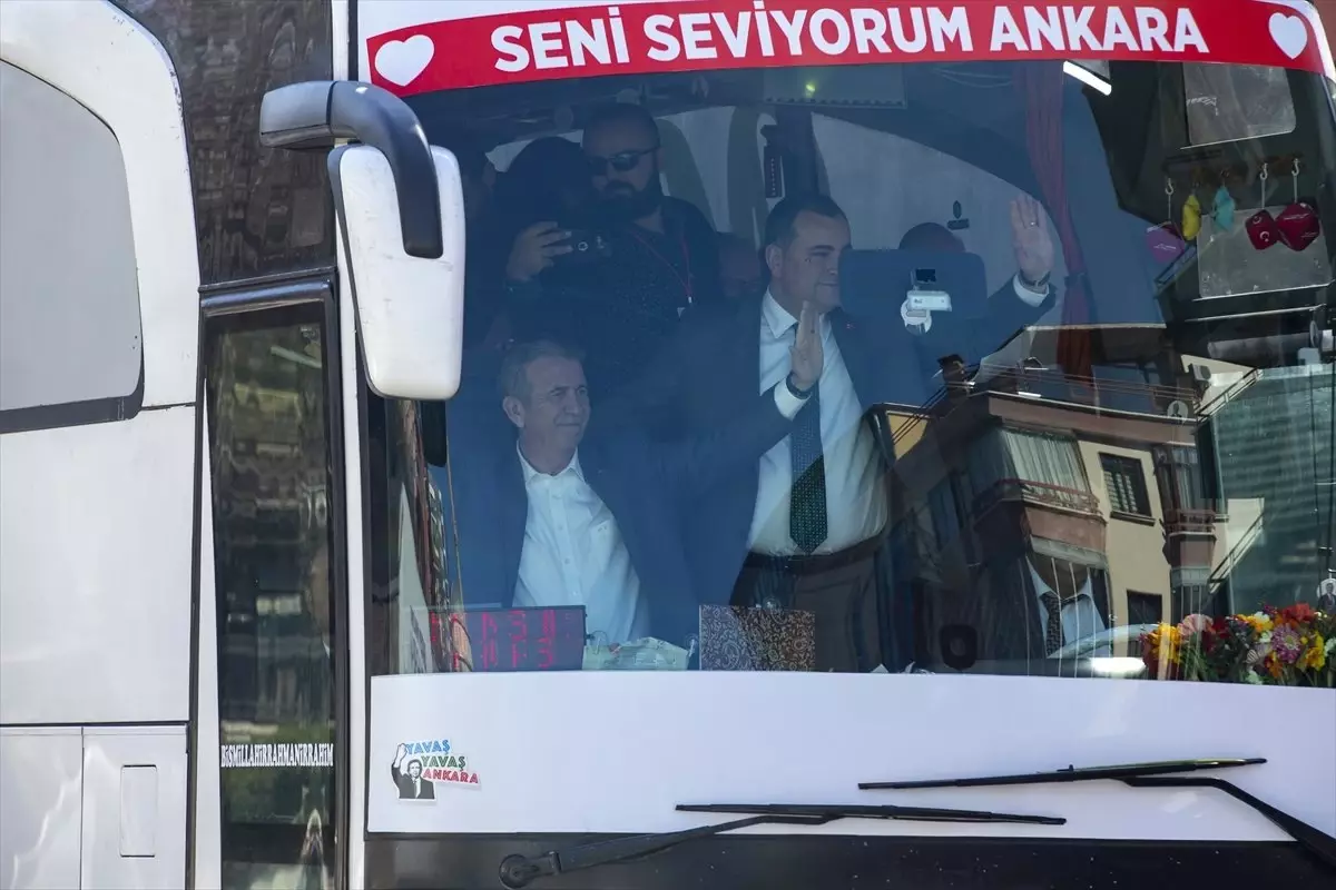 Yavaş\'tan Başkent Sokaklarında Seçim Turu