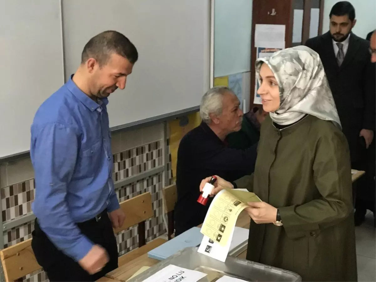 AK Parti Genel Başkan Yardımcısı Usta, Oyunu Kullandı