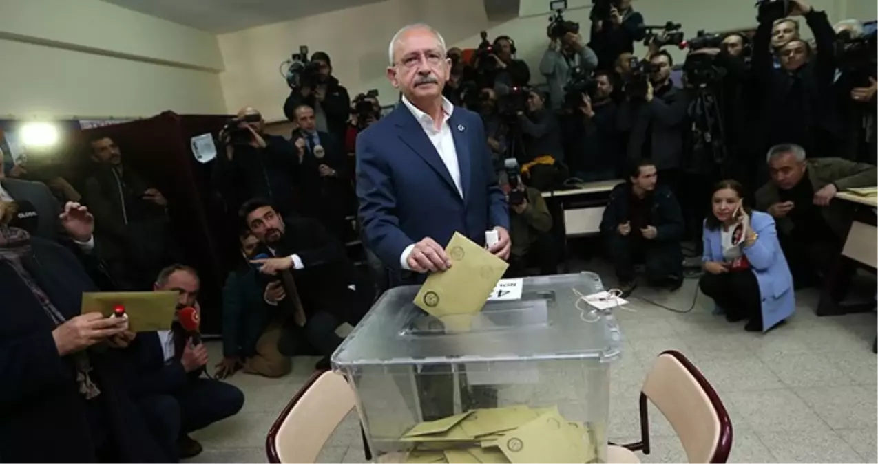 CHP Lideri Kemal Kılıçdaroğlu Ankara\'da Oyunu Kullandı