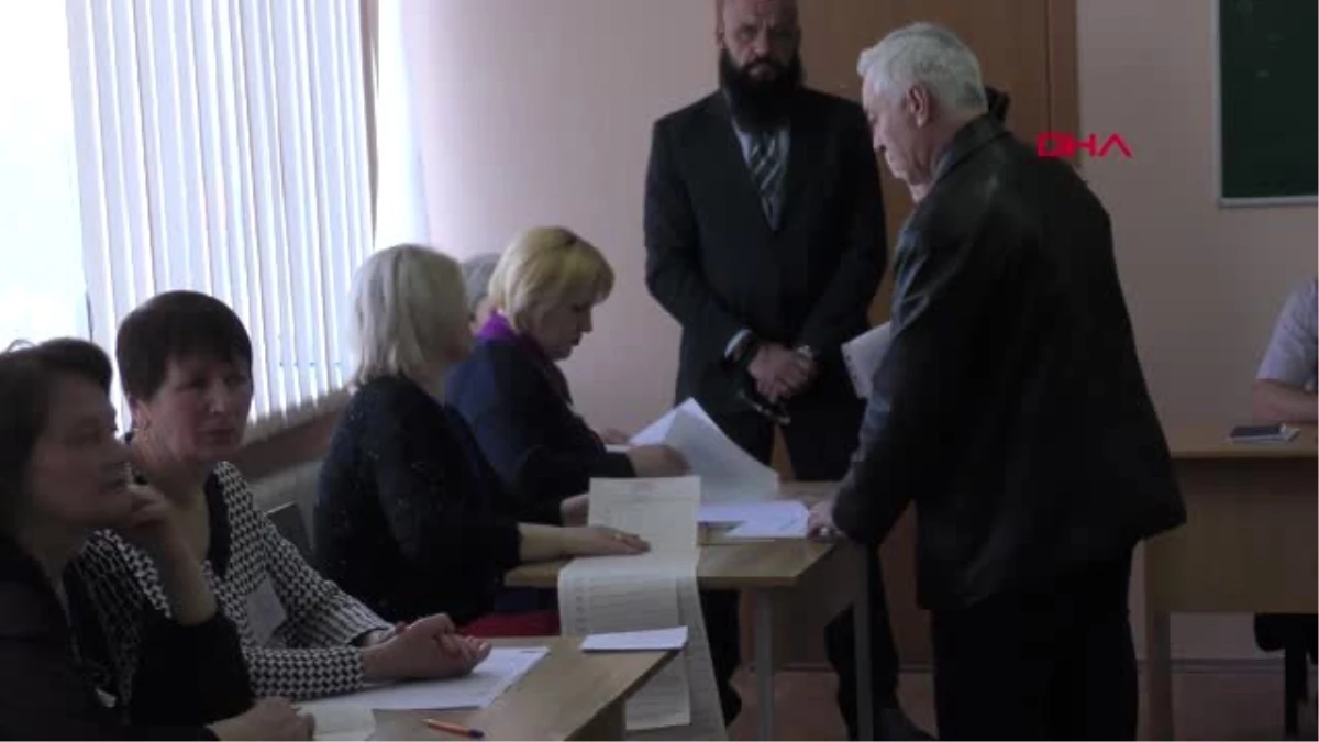 Dha Dış - Ukrayna\'da Halk Sandık Başında? Oy Verme İşlemleri Başladı