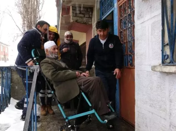 Erzurum’da Evde Bakım Hizmeti Alan 150 Hasta Hastaneye Taşındı Son Dakika