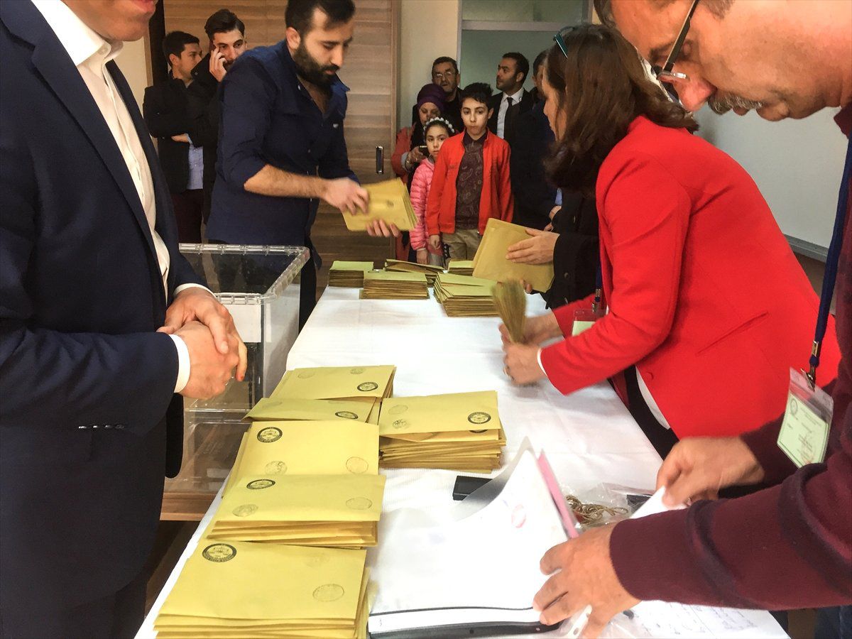 İstanbul\'da Oy Verme İşlemi Sona Erdi