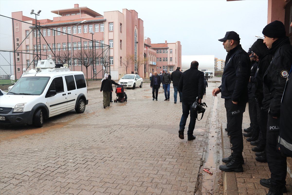 Muhtar Adayları Arasında Bıçaklı Kavga: 2 Yaralı