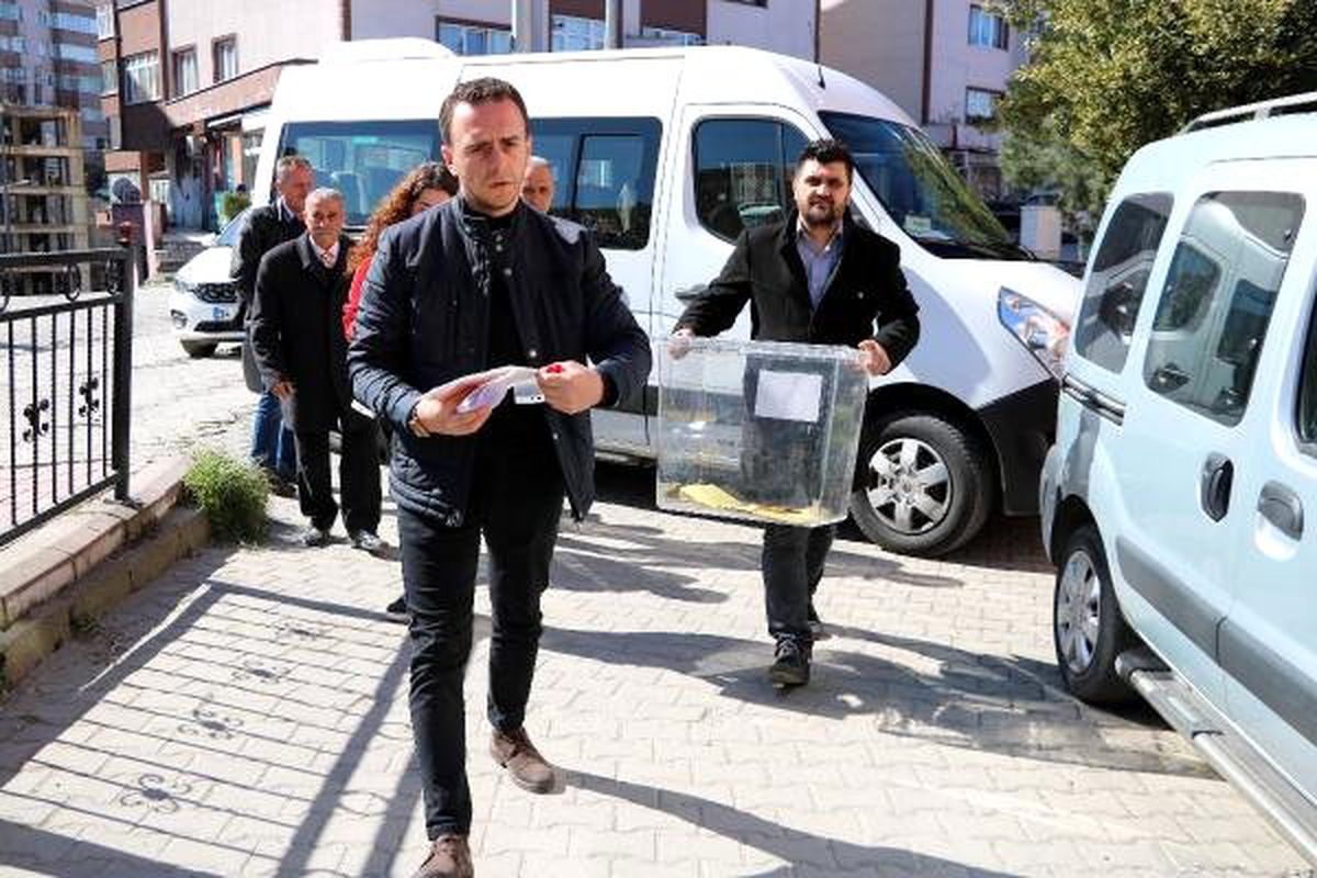 Seyyar Sandıklarla Oy Kullandılar