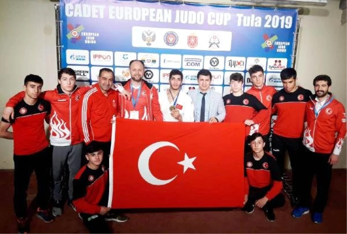 Ümitler Judo Avrupa Kupası\'nda Musa Şimşek Altın Madalya Kazandı