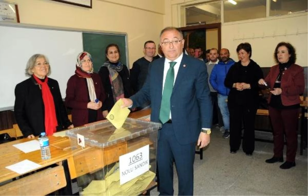 Yerel Seçimin 2014\'te Tekrarlandığı Yalova\'da Seçmen, Sandık Başına Gitti