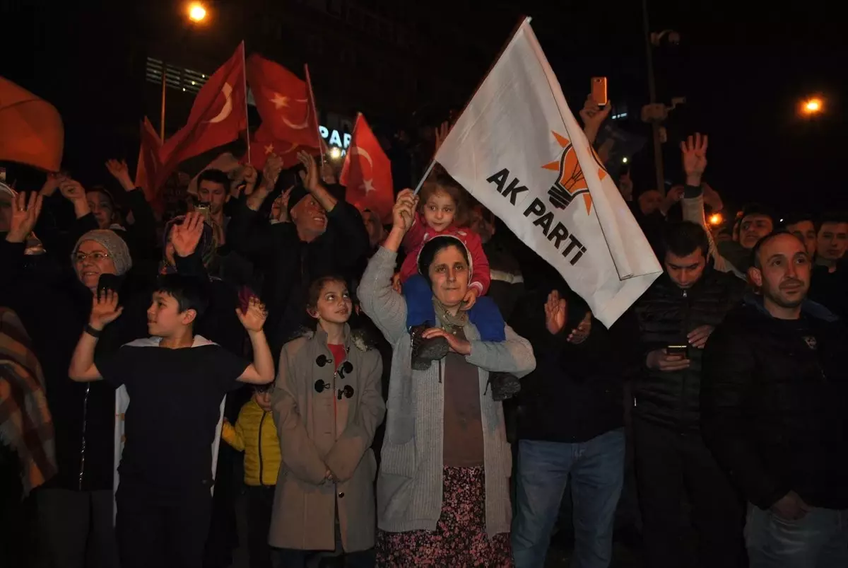 Zonguldak Belediye Başkanlığını Kesin Olmayan Sonuçlara Göre, AK Parti Adayı Ömer Selim Alan...