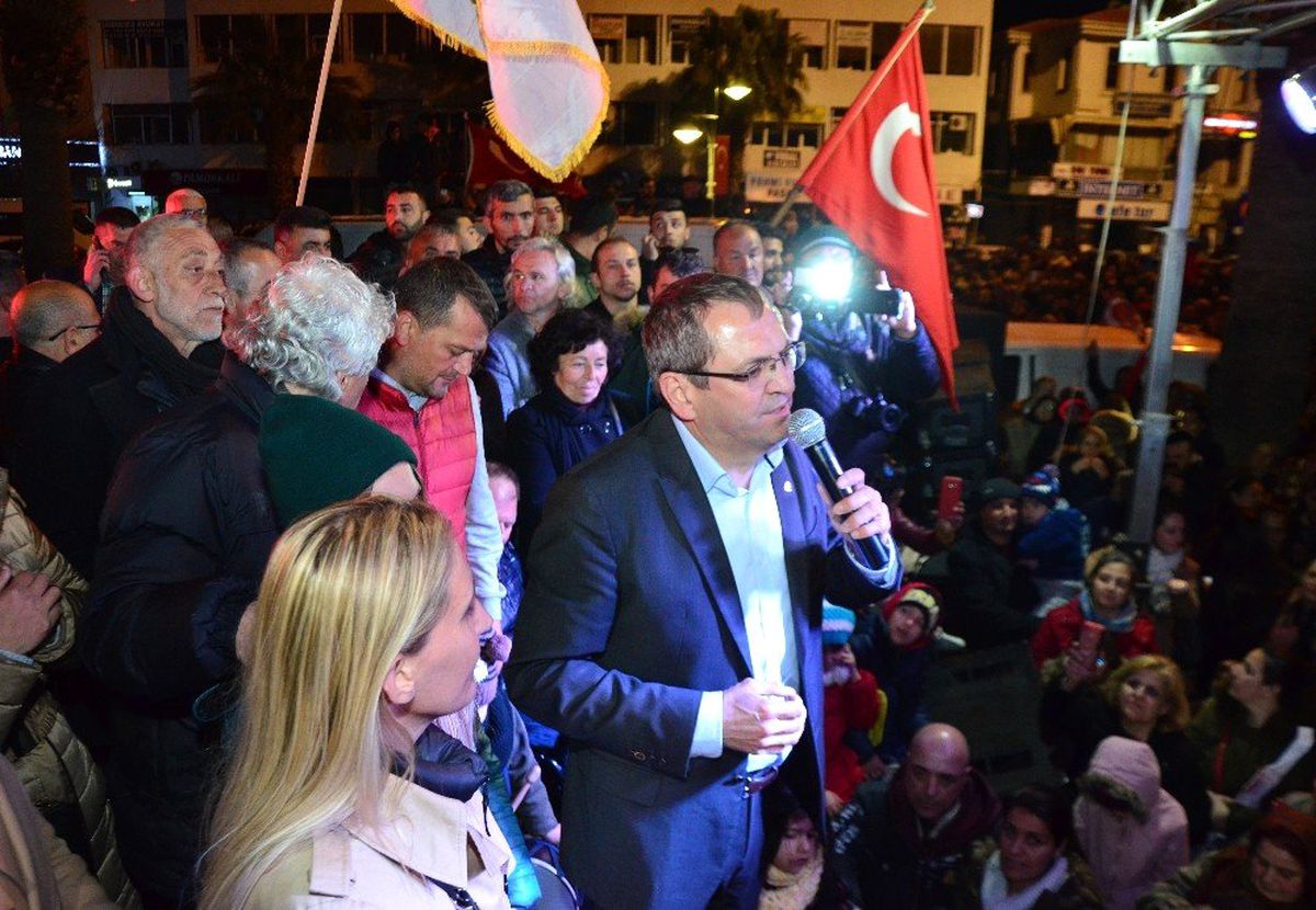 Ayvalık\'ta Demokrat Parti Kazandı