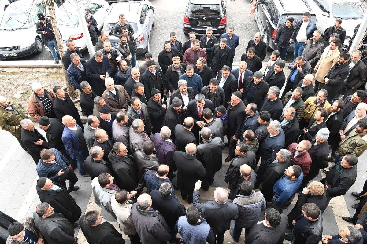 Başkan Asya\'ya Sevgi Seli