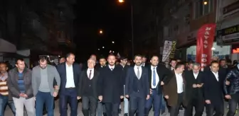 Bucak'ta AK Parti Zaferini Kutladı