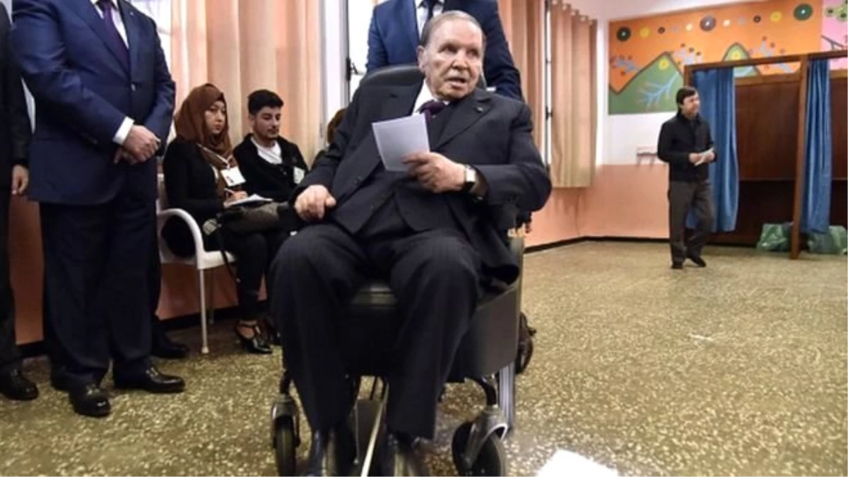 Cezayir Devlet Başkanı Buteflika \'Görev Süresi Dolmadan İstifa Edecek\'