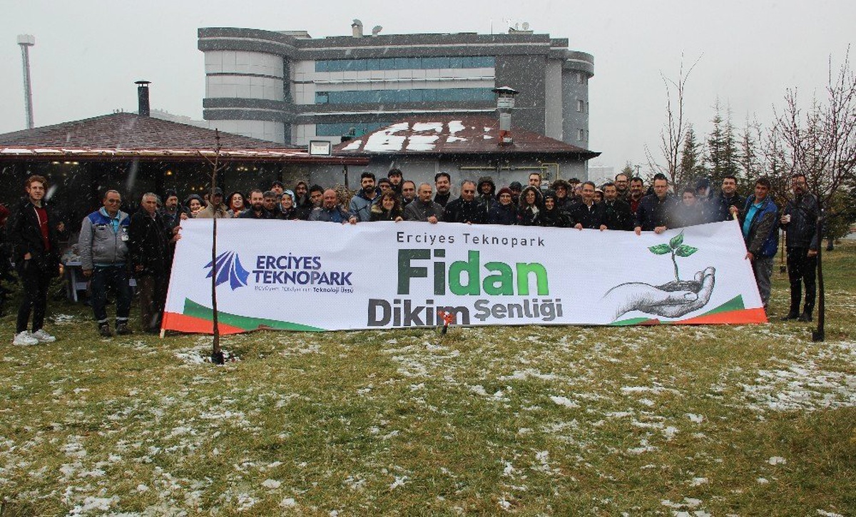 Erciyes Teknopark\'ta 3.fidan Dikim Şenliği Düzenlendi