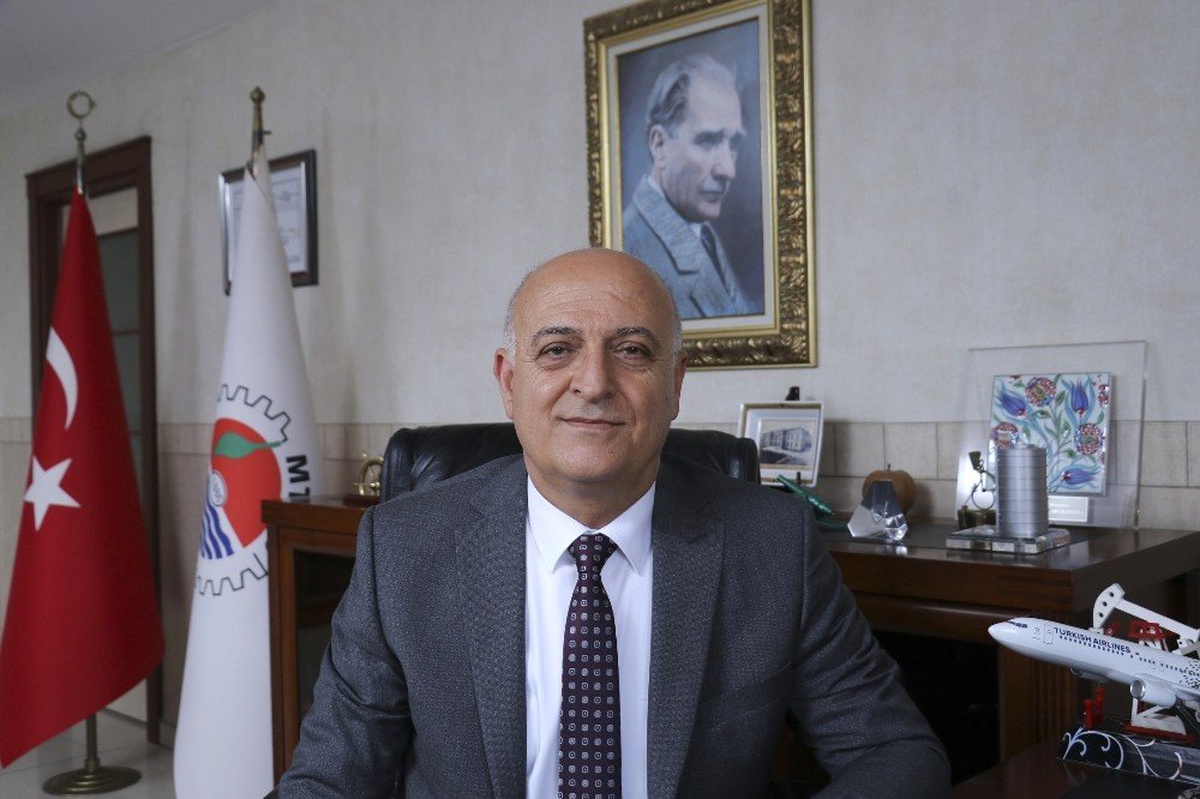 Kızıltan: "Belediye Başkanlarının Uyum İçinde Mersin İçin Çalışmalarını Bekliyoruz"