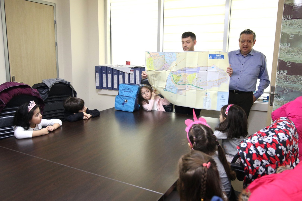 Minik Öğrencilerden Büyükşehir\'e Ziyaret