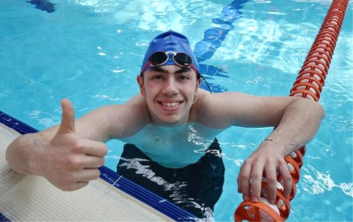 Asperger Sendromlu Yüzücünün Hayali Milli Takım