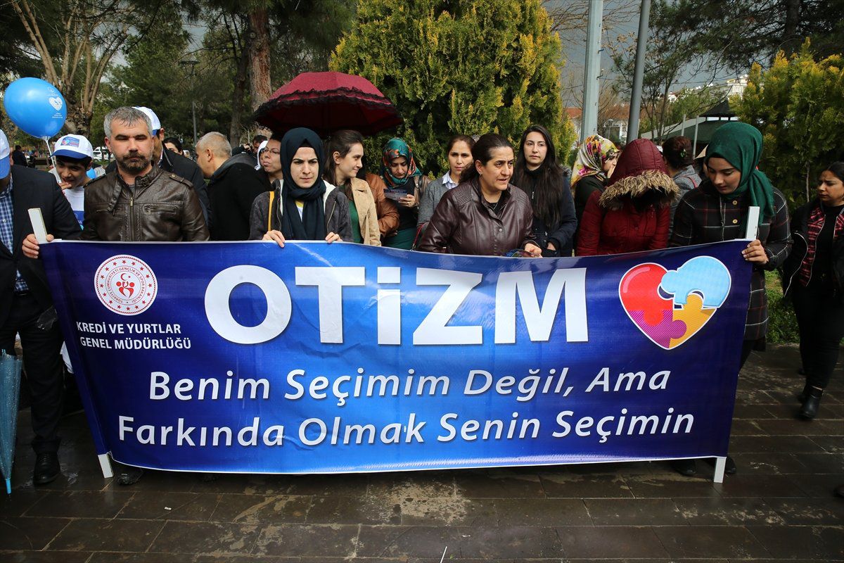 Avusturya\'da Müslümanlara Yönelik Saldırılarda Yüzde 74 Artış