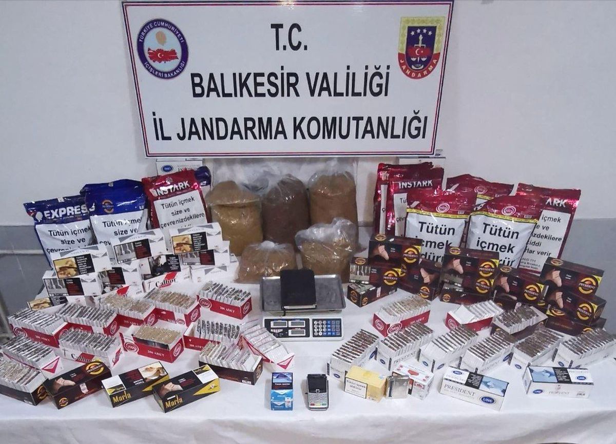 Balıkesir\'de Kaçak Tütün Operasyonu