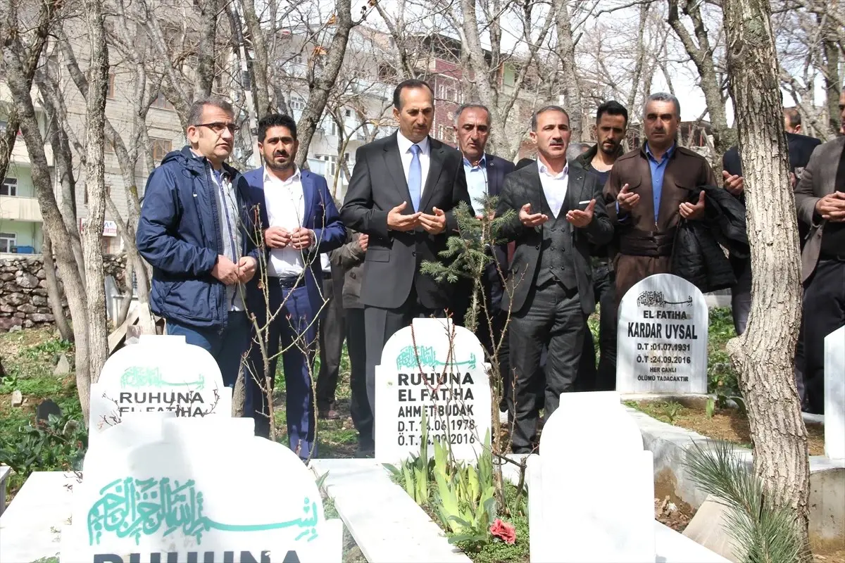 Belediye Başkanlığına Seçilen Saklı\'dan, Budak\'ın Kabrine Ziyaret