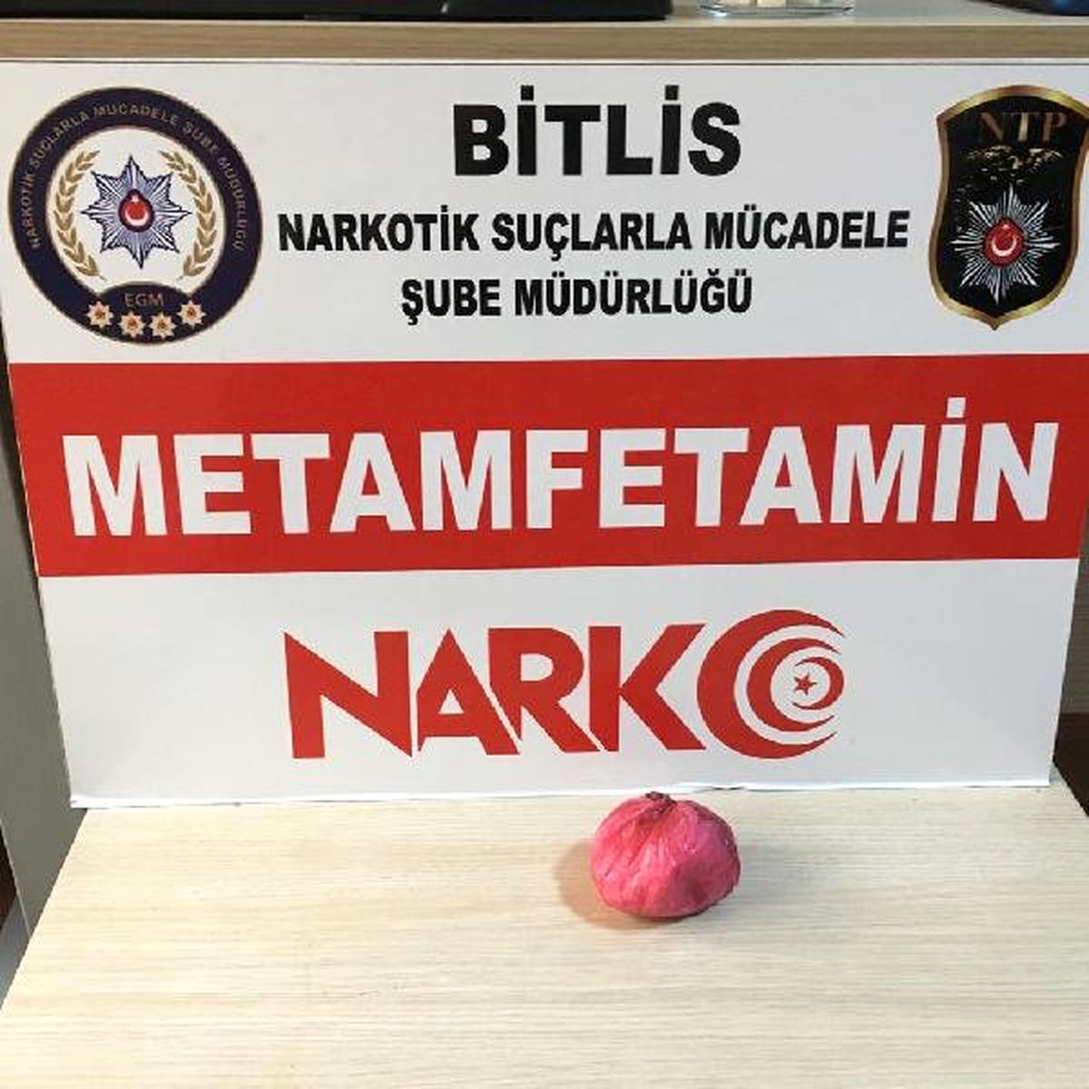 Bitlis\'te Uyuşturucuya 2 Gözaltı