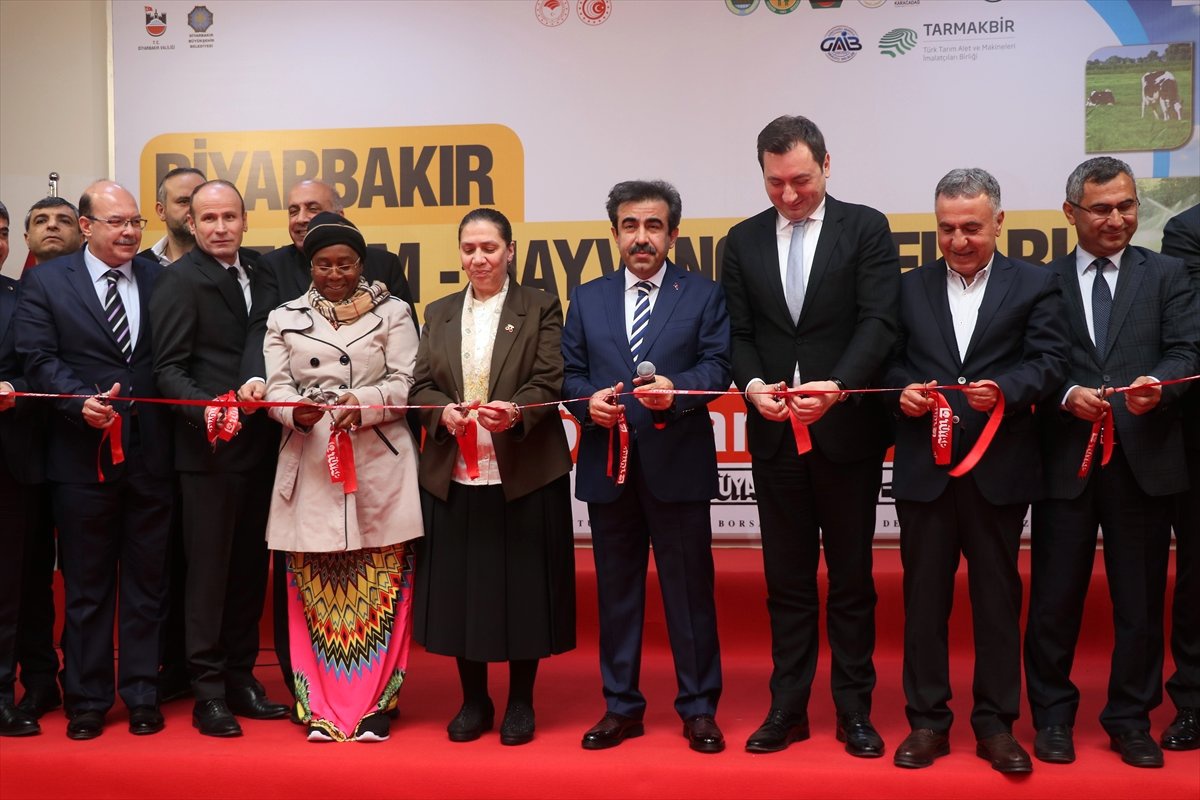 Diyarbakır\'da Tarım ve Hayvancılık Fuarı Açıldı