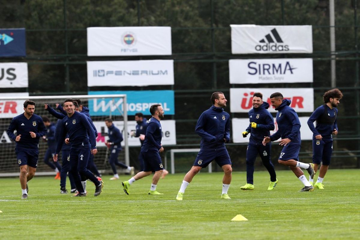 Fenerbahçe Pas ve Pres Çalıştı