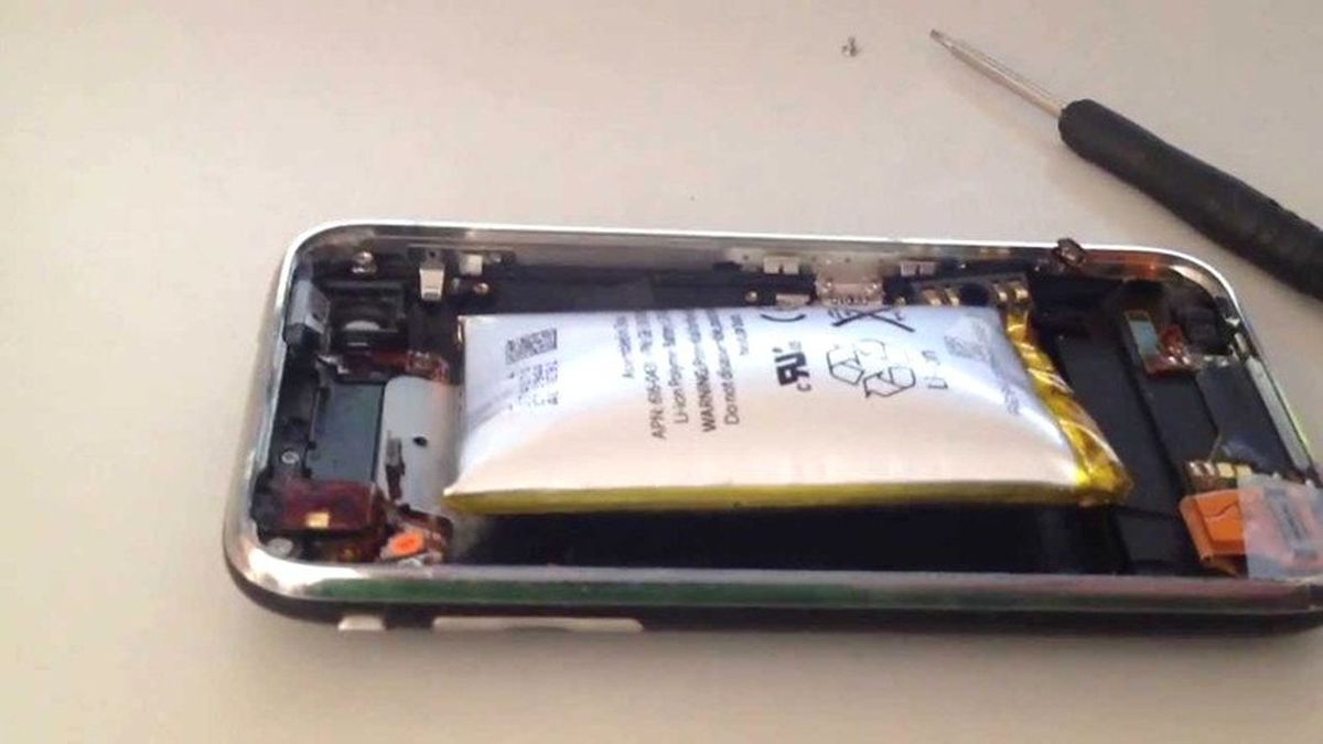 İphone 6 Bataryası, 15 Yaşında Bir Çocuğun Yüzünde Patladı