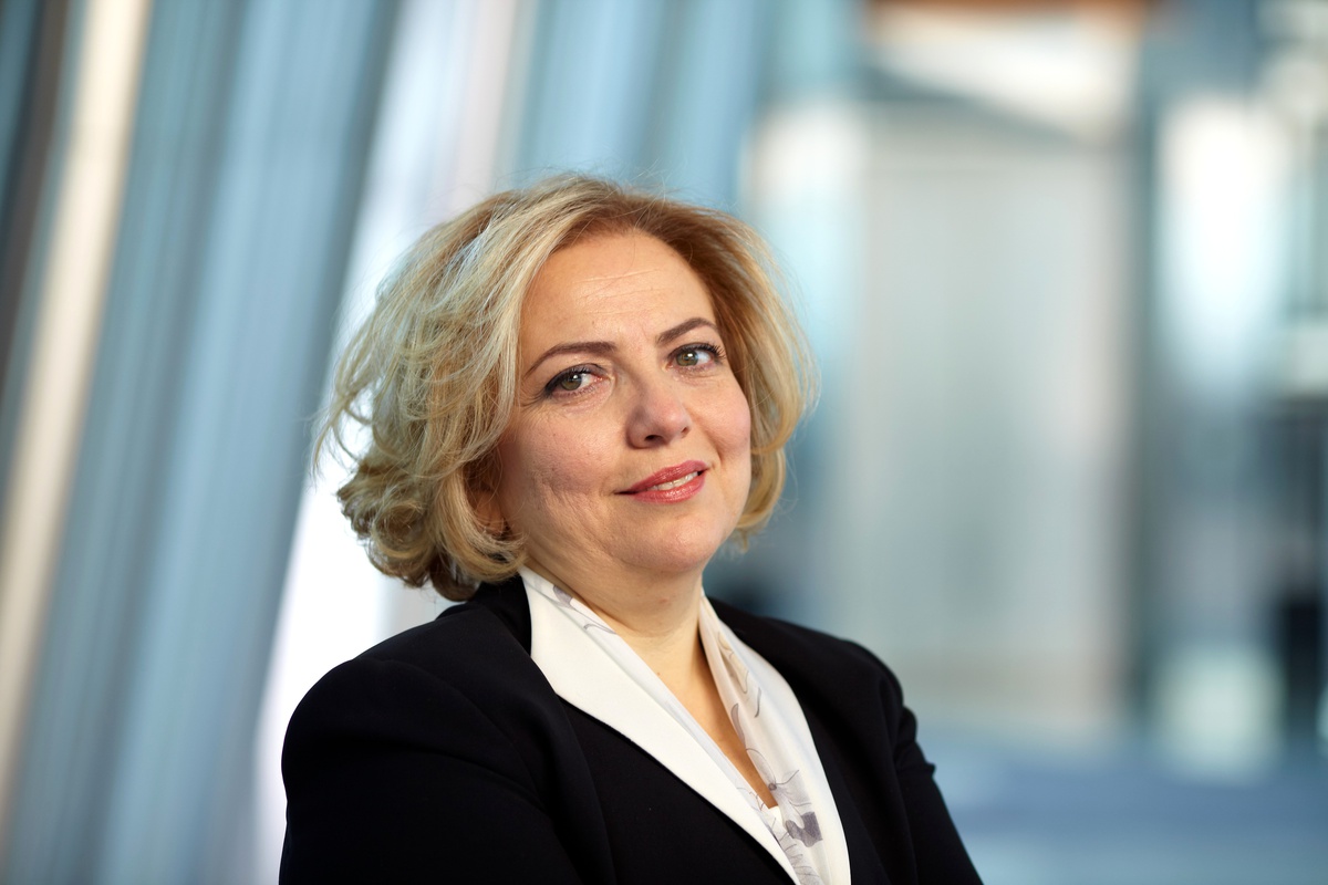 İş Bankasında İlk Kadın Yönetim Kurulu Başkanı Oldu