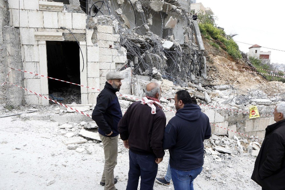 İsrail Güçleri Beytüllahim\'de Bir Filistinlinin Evini Yıktı