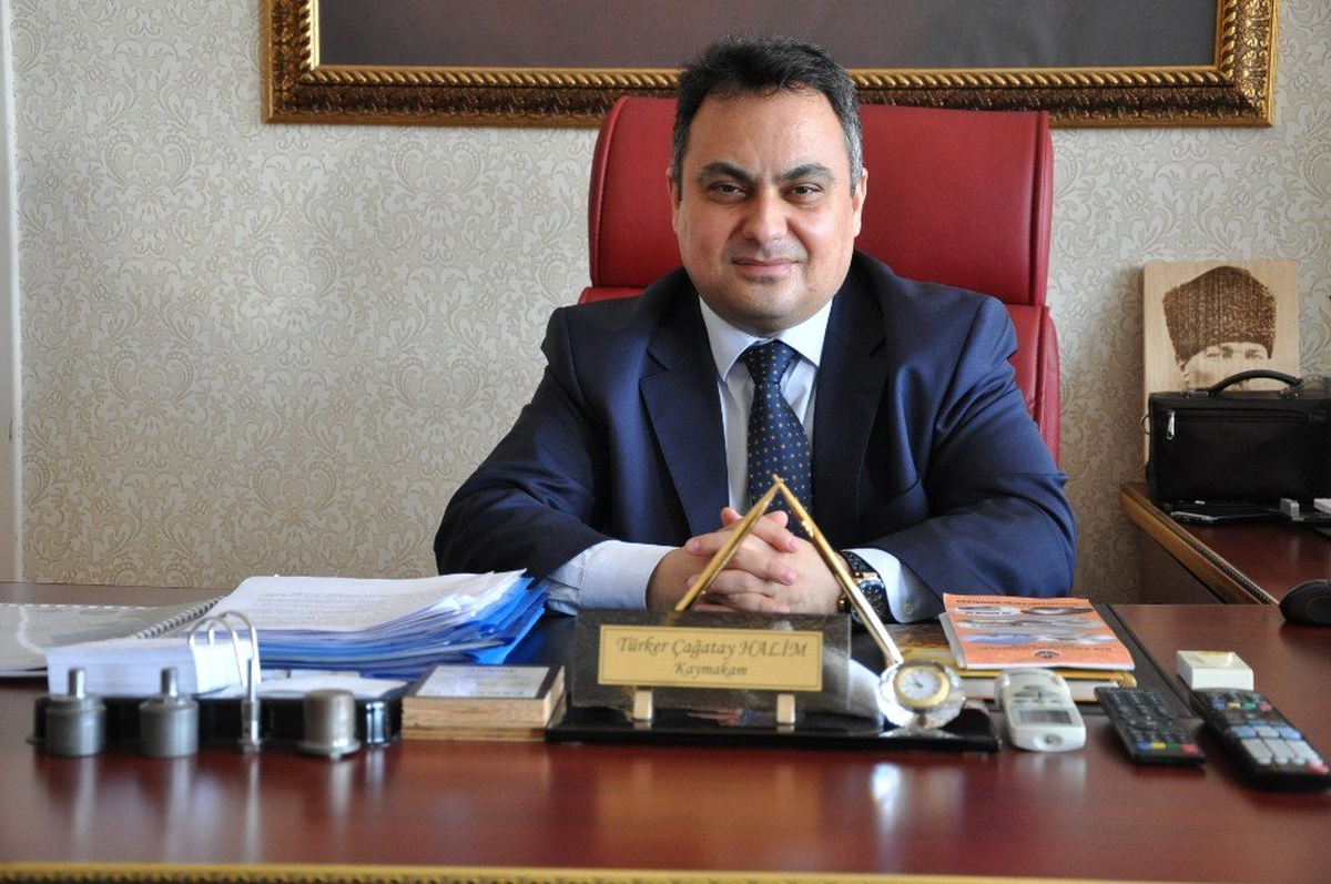 Kaymakam Halim: Yangınların Sebebi Eski ve Ahşap Evlerdeki Dikkatsizlik