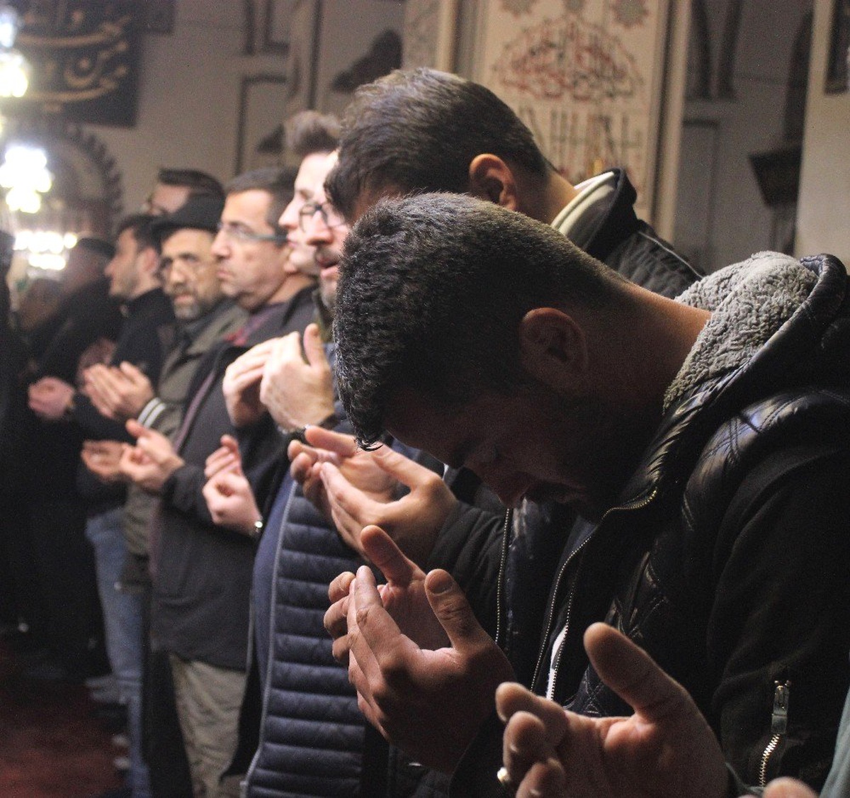 Miraç Kandili\'nde Ulu Camii Doldu Taştı