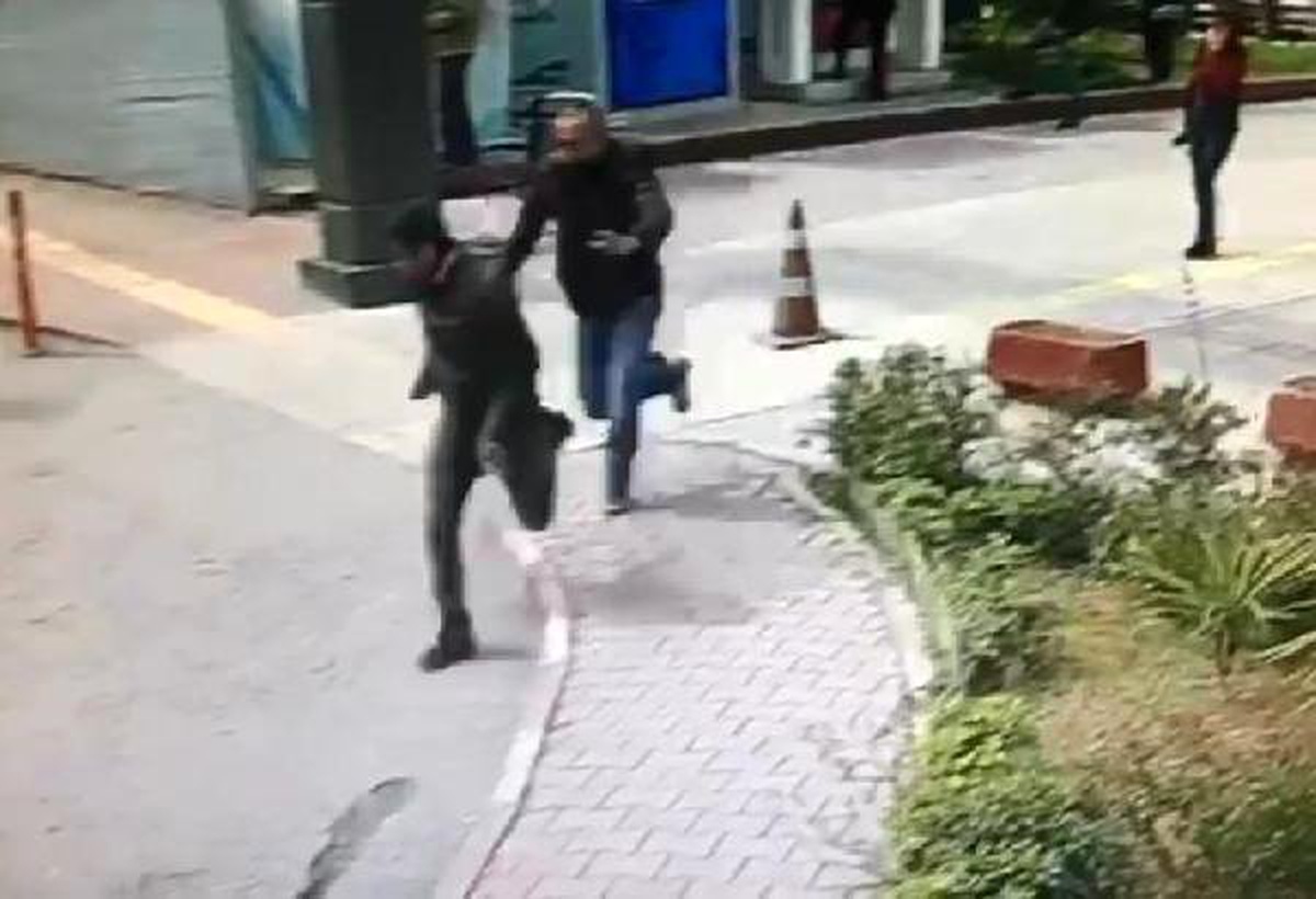 Sosyal Medyadan Kadınlara Şantaj Şüphelisi Yakalandı (2)