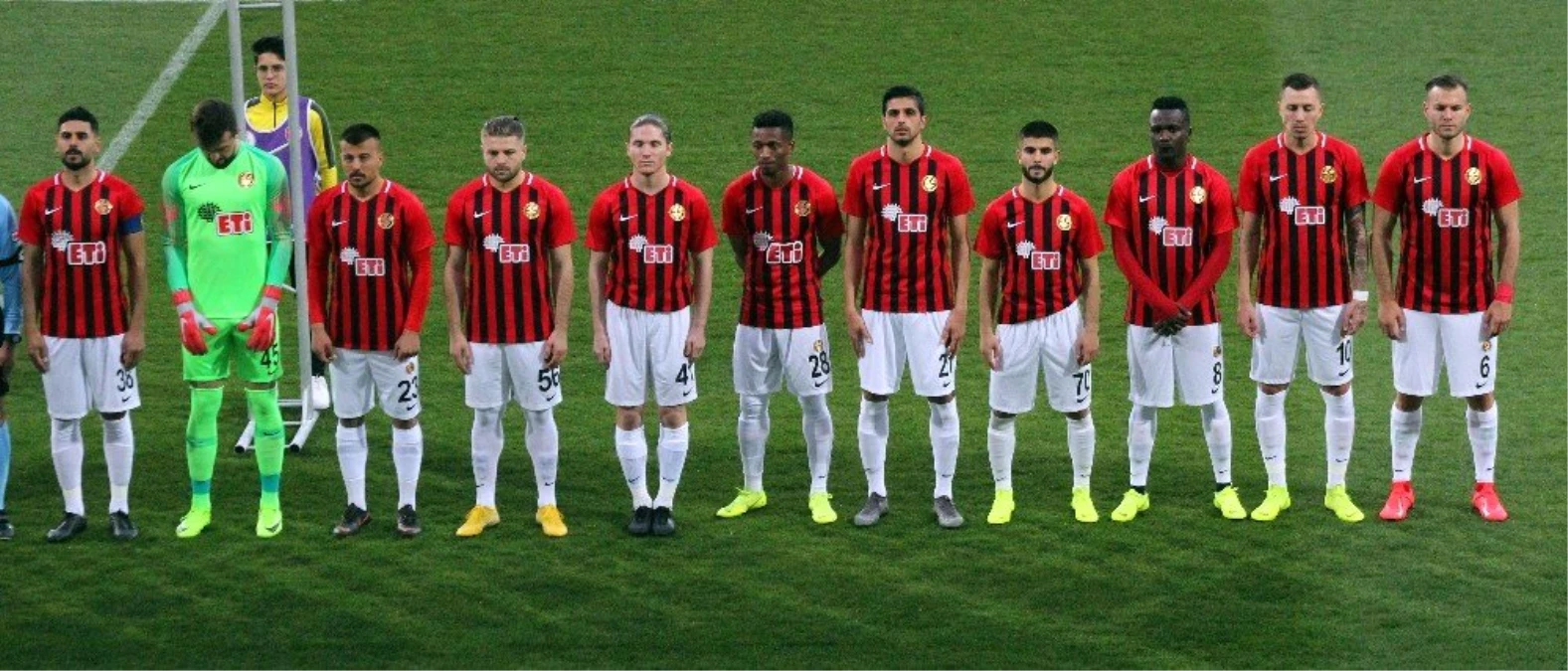 Spor Toto 1. Lig: İstanbulspor: 2 - Eskişehirspor: 1
