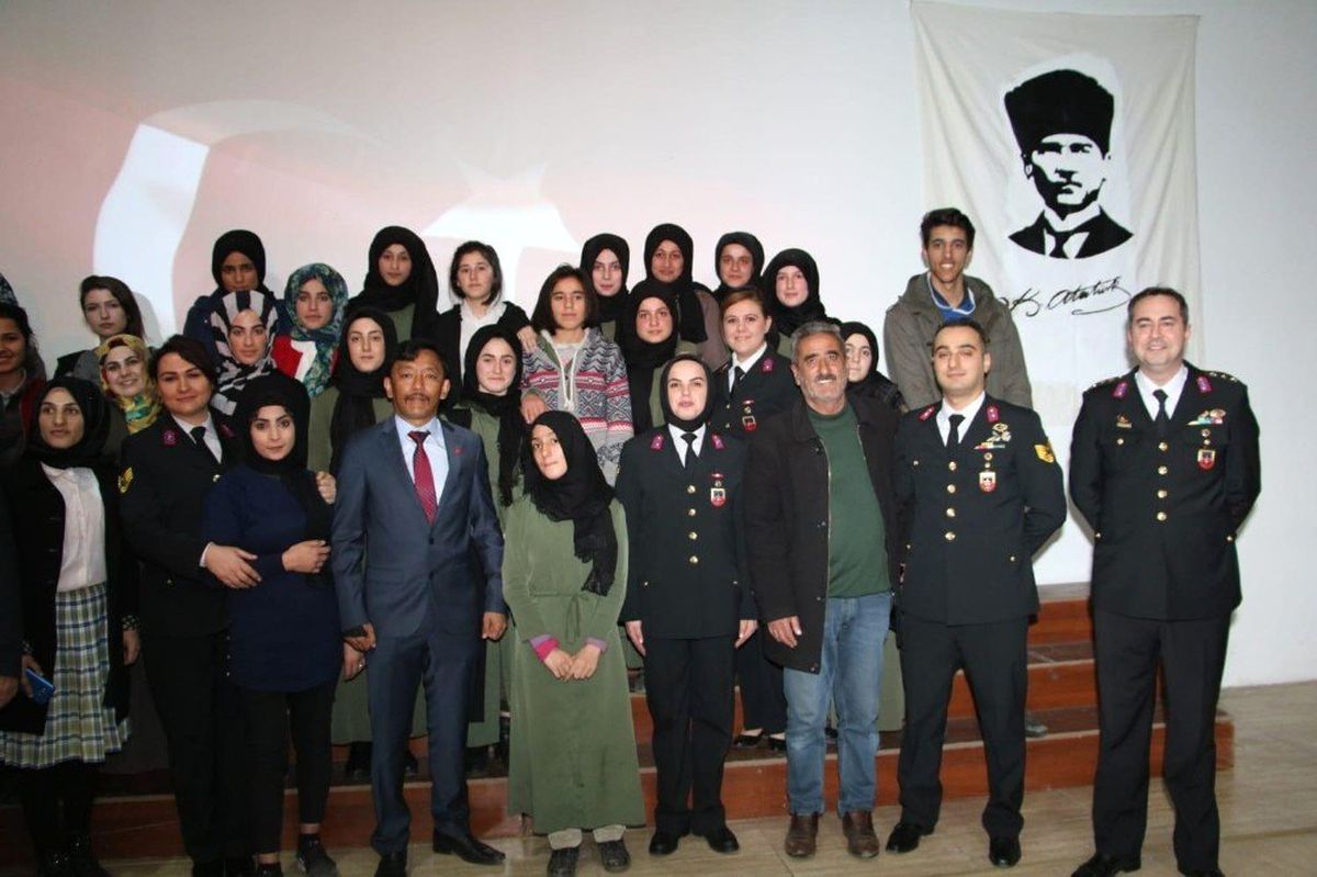 Tatvan\'da "Şehitlik ve Gazilik" Konferansı