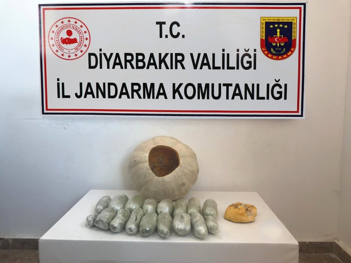 Uyuşturucu Tacirlerinden İnanılmaz Yöntem: Bal Kabağına...