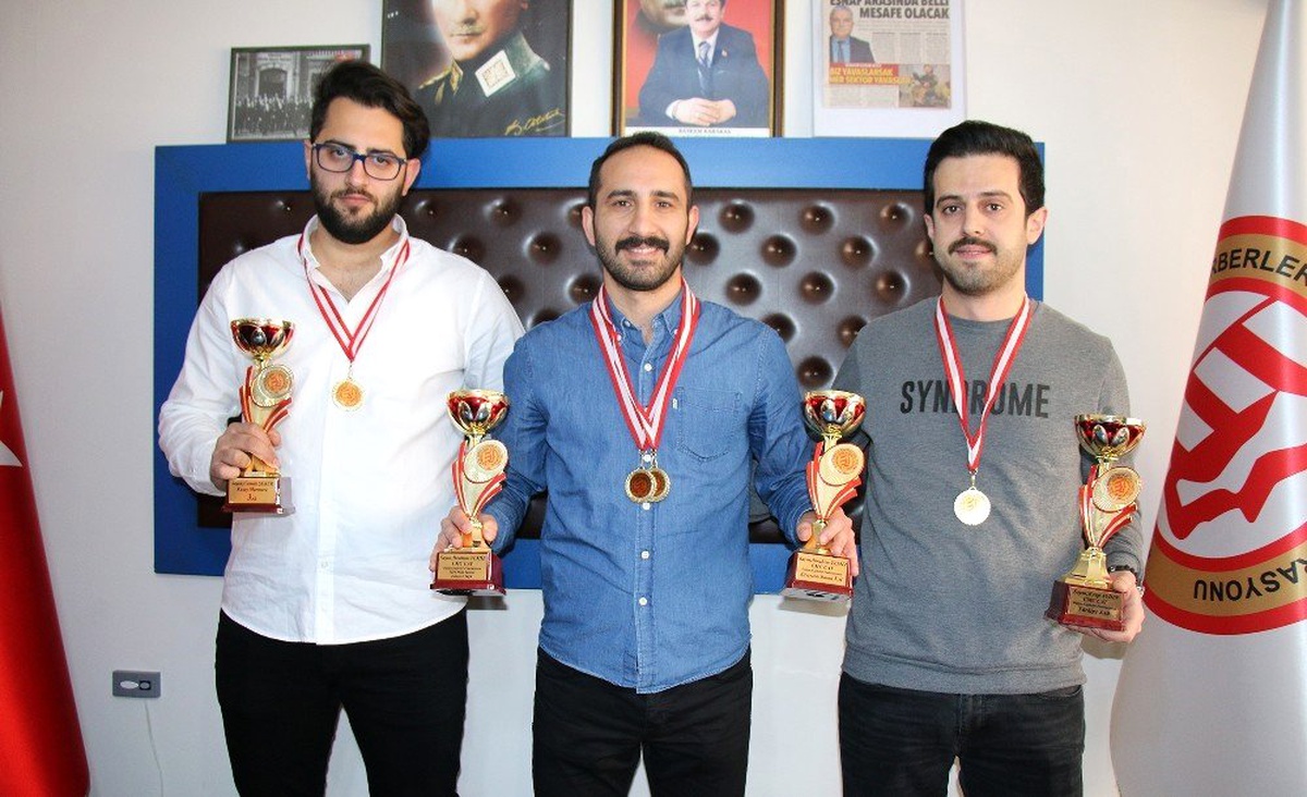 Yalovalı Kuaförler Madalyalara Ambargo Koydu