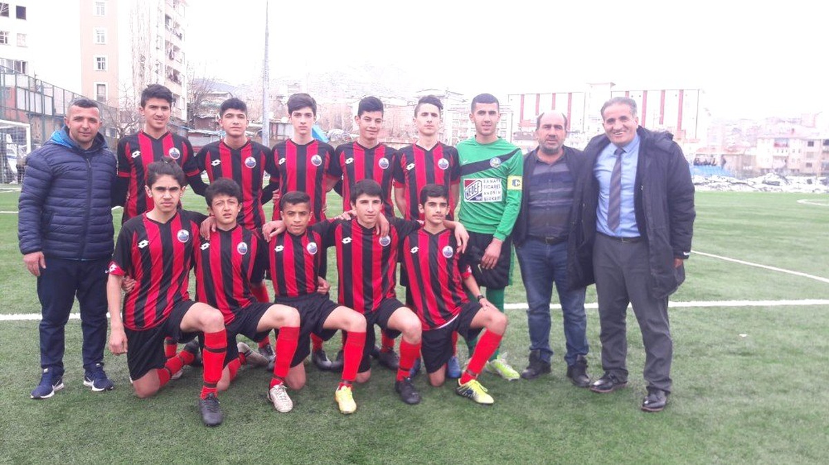 Yüksekova U15 Takımı İl Şampiyonu Oldu