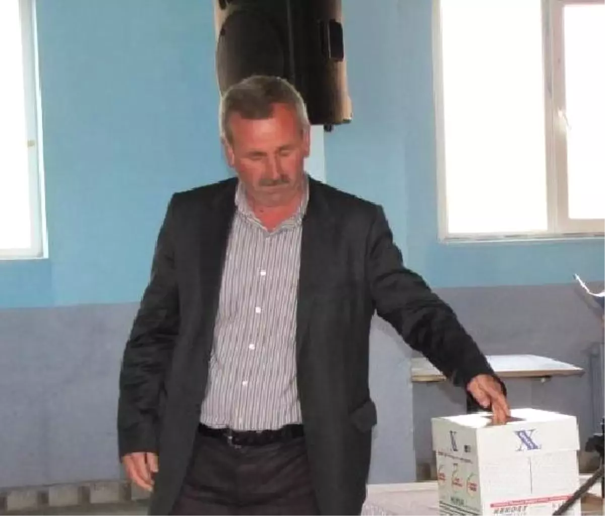Aday Olmayan Muhtar Sandıktan Birinci Çıktı