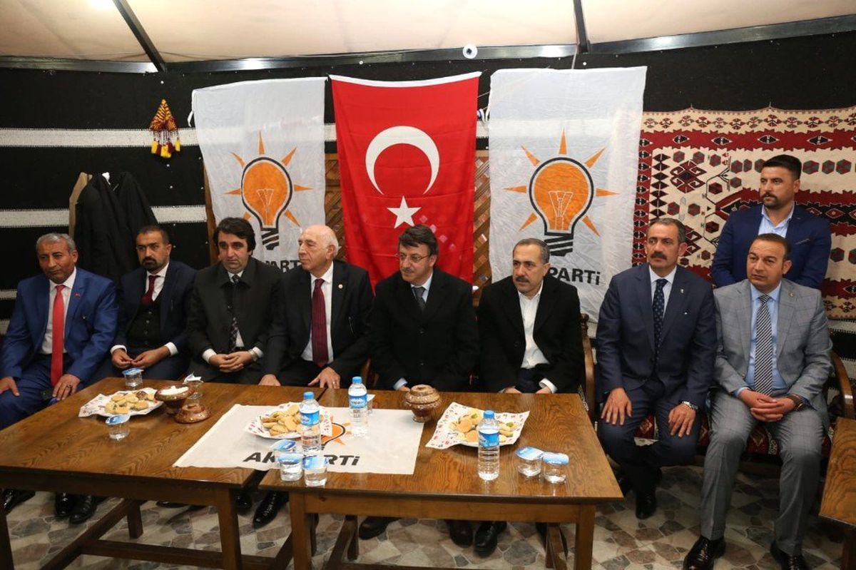 AK Parti\'den Tanış\'a Tebrik Ziyareti