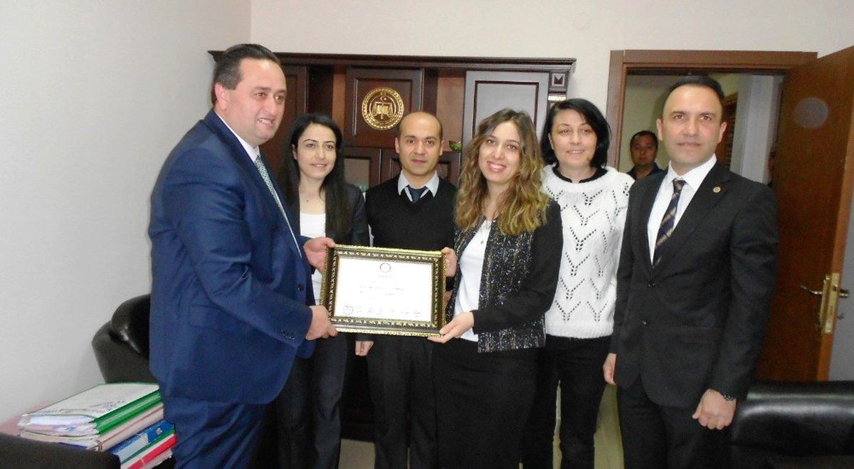Akçakoca Belediye Başkanı Seçilen Okan Yanmaz Mazbatasını Aldı