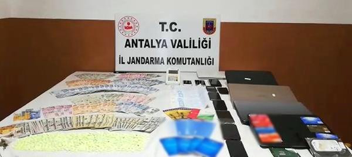 Alanya\'da Yasa Dışı Bahis Operasyonu: 11 Gözaltı