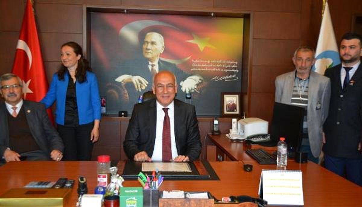 Aydın\'da Göreve İlk Başlayan CHP\'li Tuncel Oldu