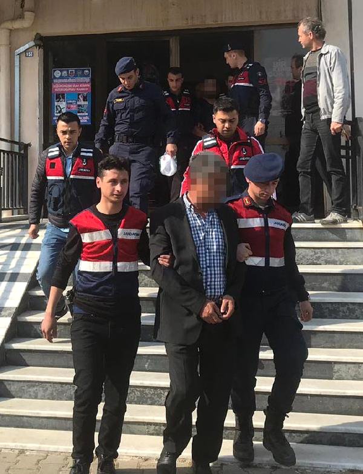 Ayrılmak İstediği Erkek Arkadaşı Otel Odasında Pompalı Tüfekle Öldürdü (3)