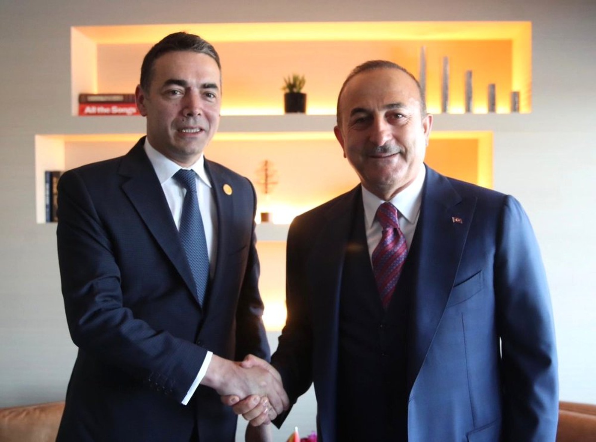 Bakan Çavuşoğlu, Kuzey Makedonyalı Mevkidaşı Dimitrov\'la Görüştü