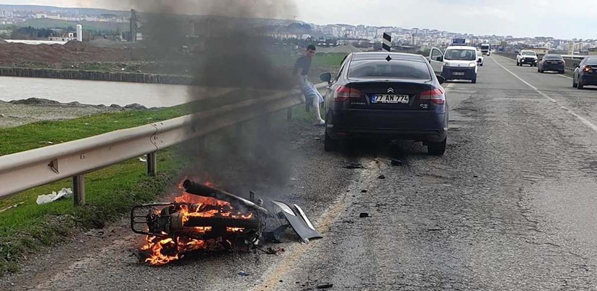 Batman\'da Motosiklet ile Otomobil Çarpıştı: 1 Ölü, 1 Yaralı